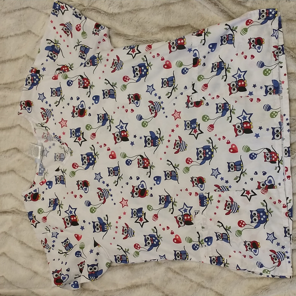 Women's scrub top